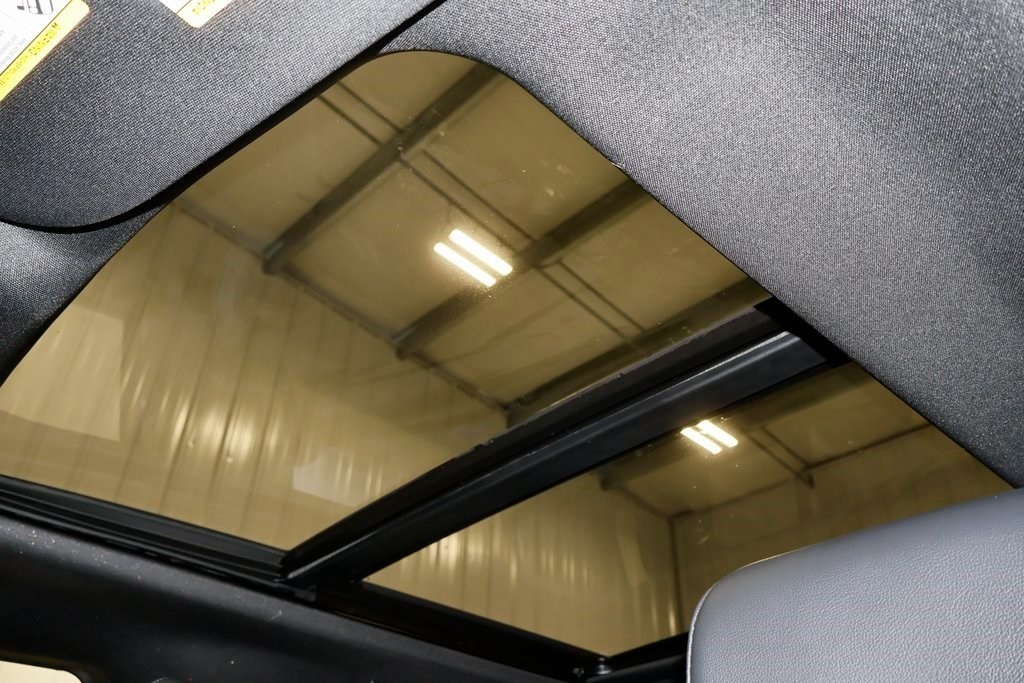 2025 Ford F-150 XLT photo 24