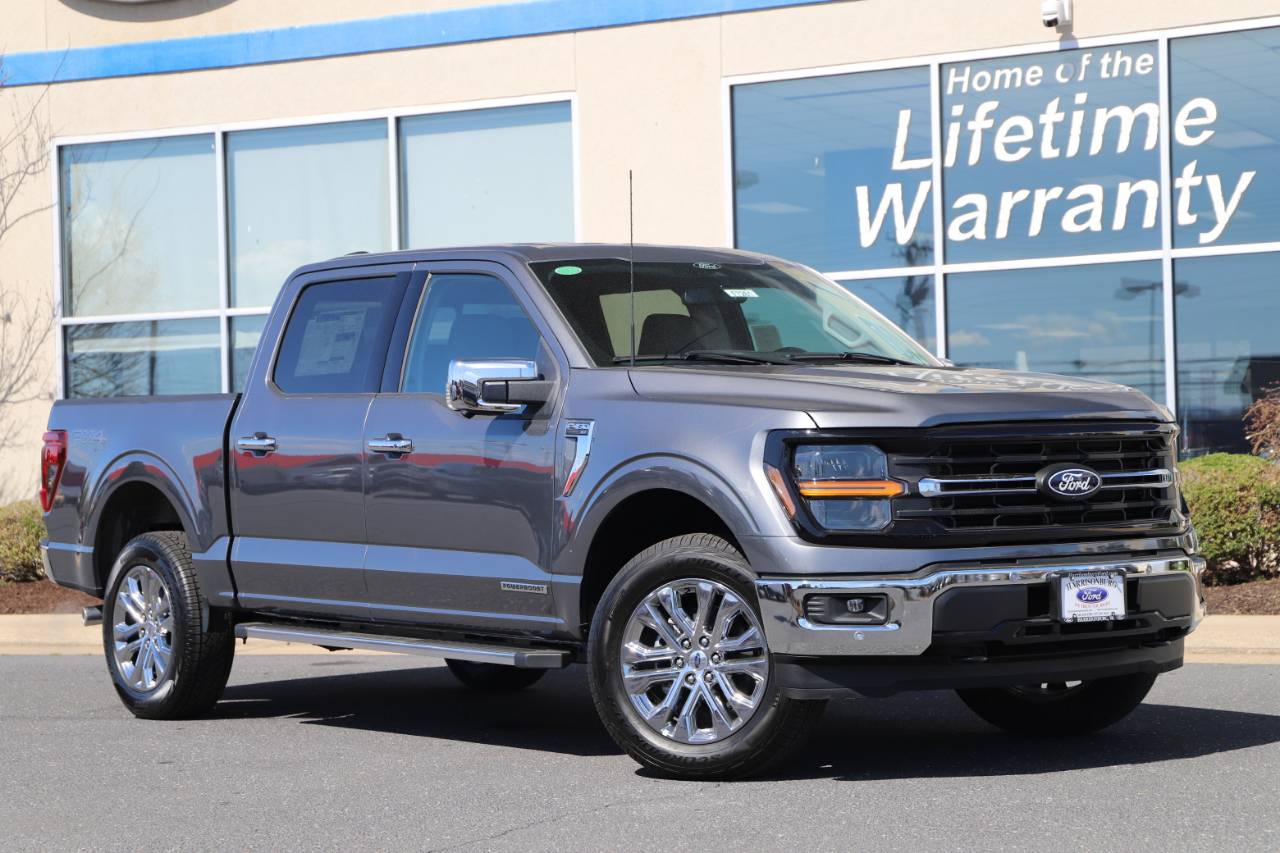 2025 Ford F-150 XLT's photo