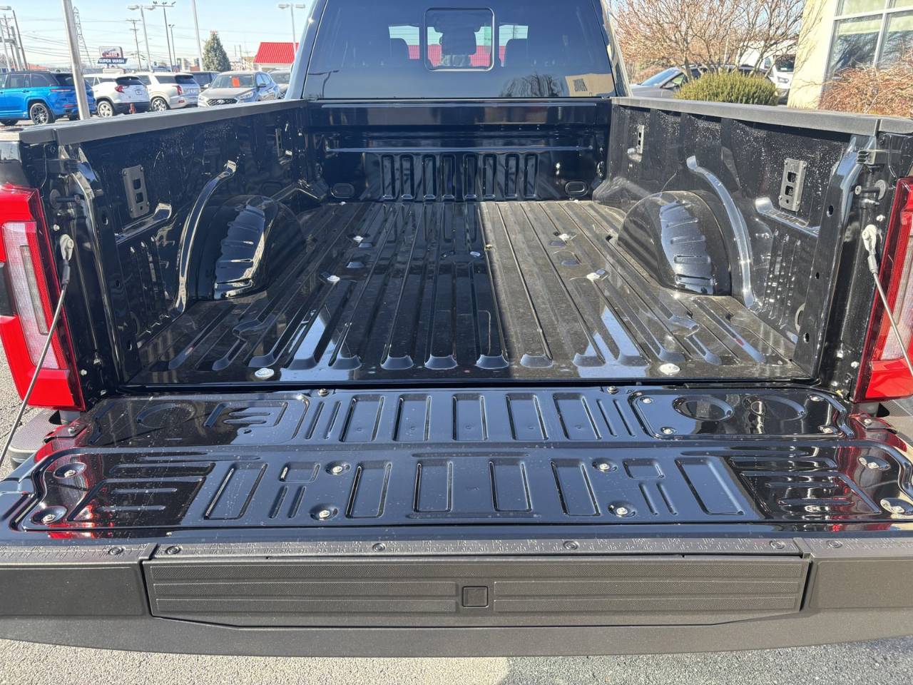 2025 Ford F-250 Super Duty Platinum - Photo 47