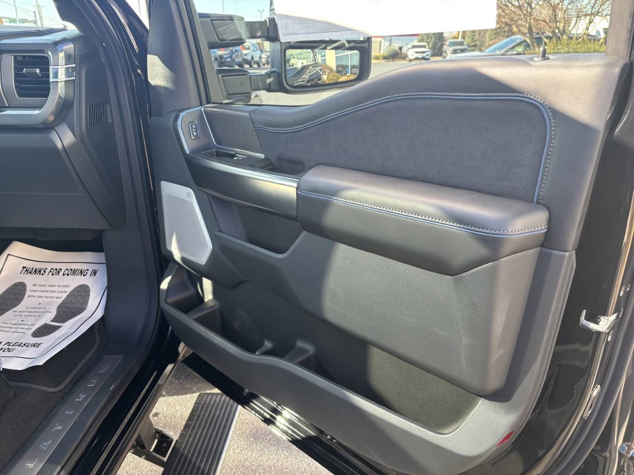 2025 Ford F-250 Super Duty Platinum - Photo 49