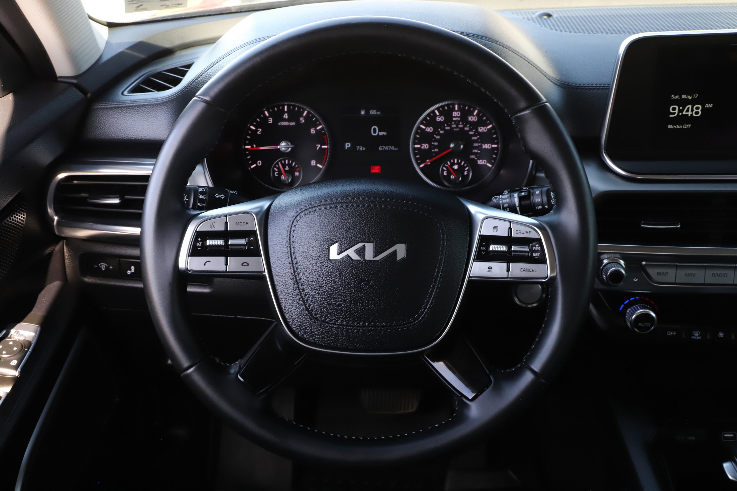 2022 Kia Telluride LX photo 21