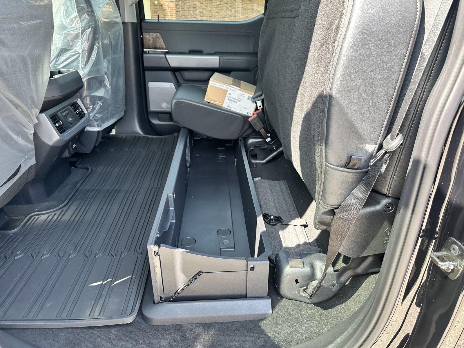 2025 Ford F-350 Lariat photo 15