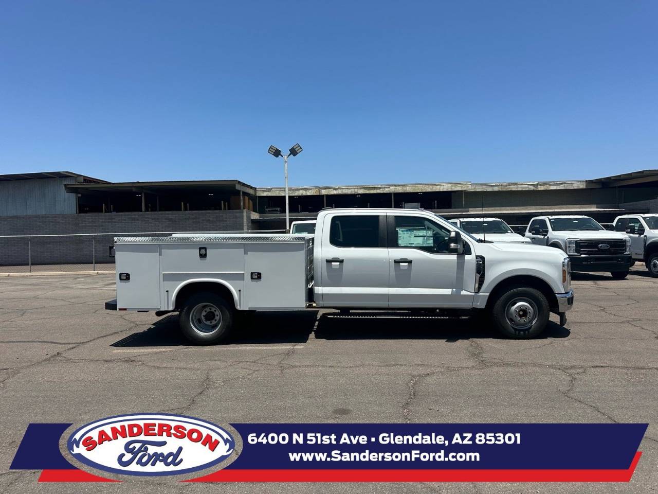 2025 Ford F-350 Super Duty Chassis Cab XL's photo