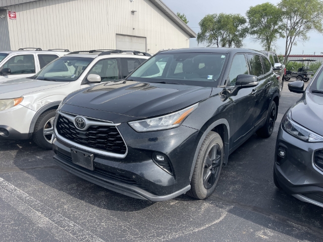 2020 Toyota Highlander LE