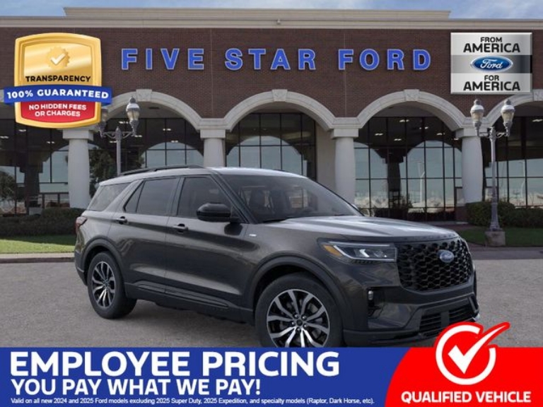 2025 Ford Explorer ST-Line