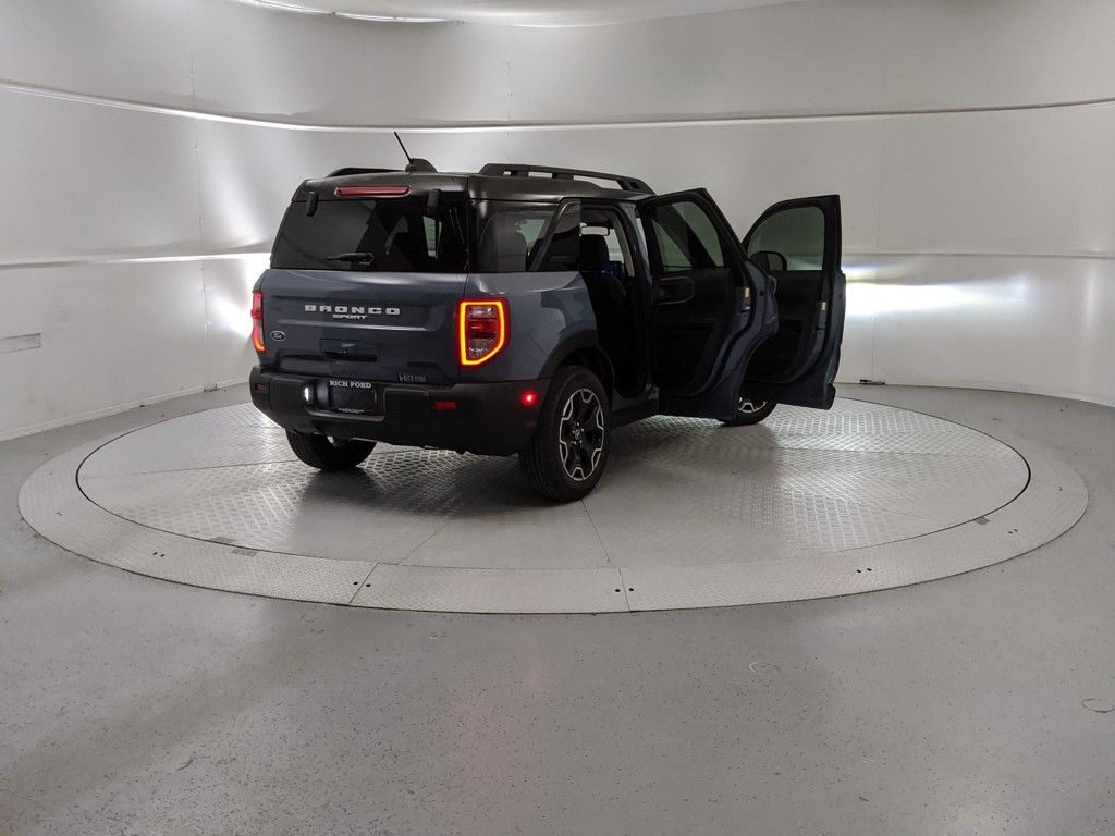 2025 Ford Bronco Sport Outer Banks photo 7