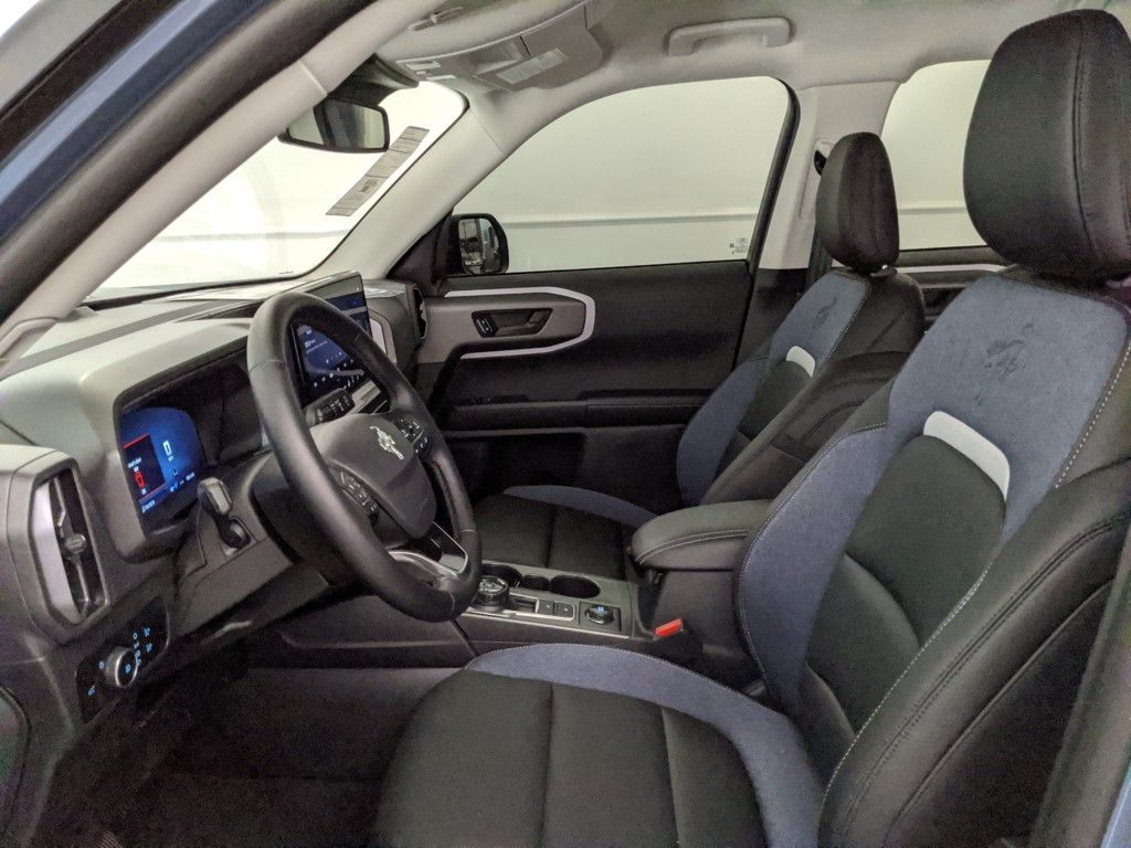 2025 Ford Bronco Sport Outer Banks photo 17