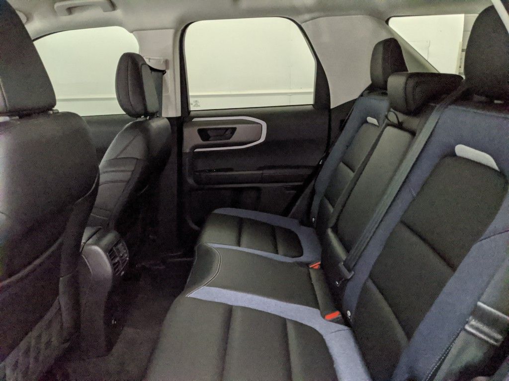 2025 Ford Bronco Sport Outer Banks photo 18