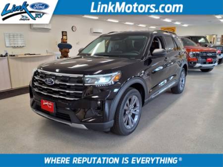 2025 Ford Explorer Active 4WD