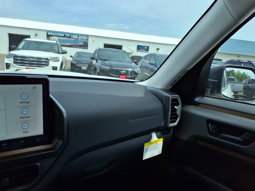 2025 Ford Bronco Sport Outer Banks photo 11