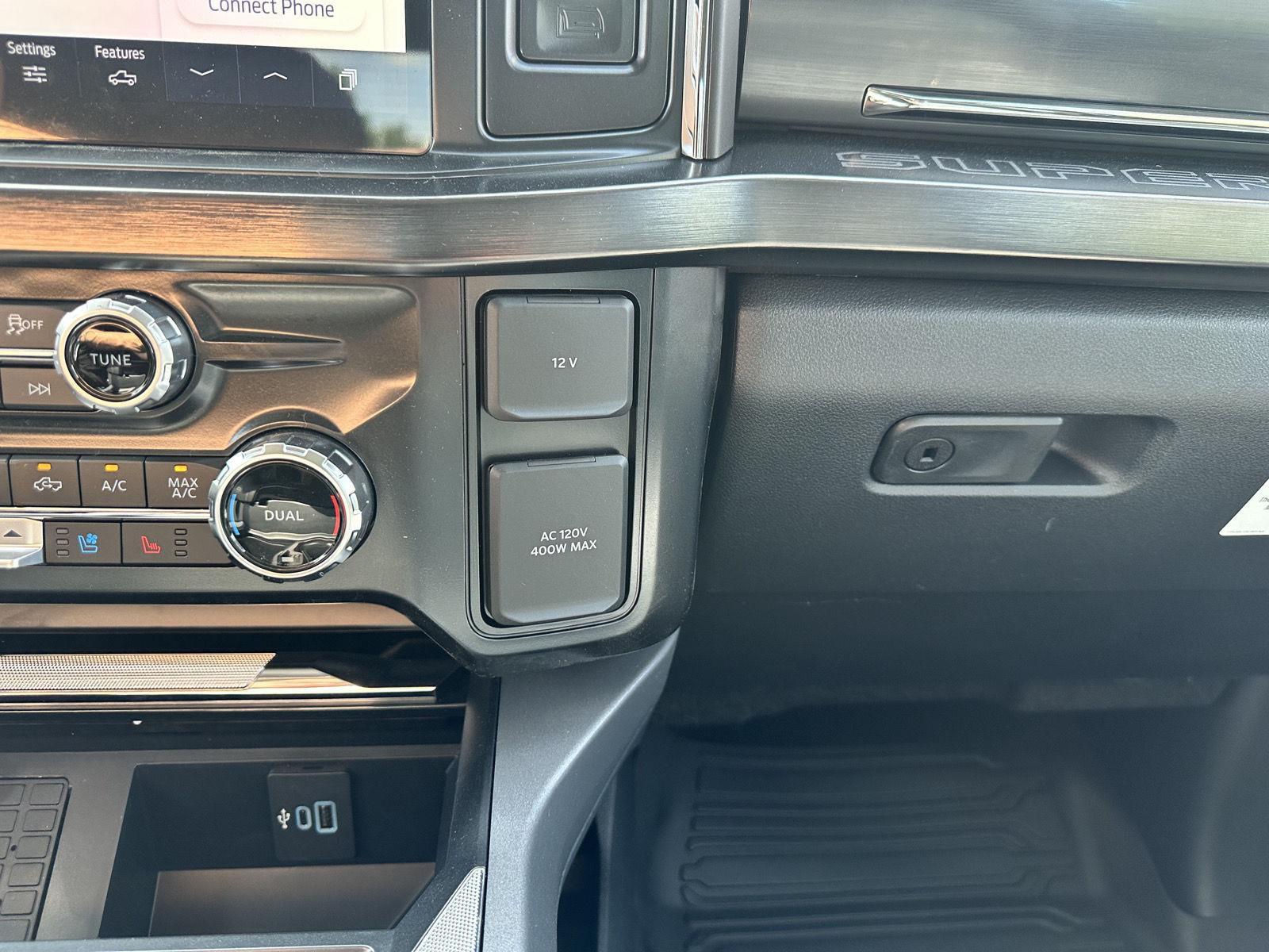 2025 Ford F-350 Lariat photo 32