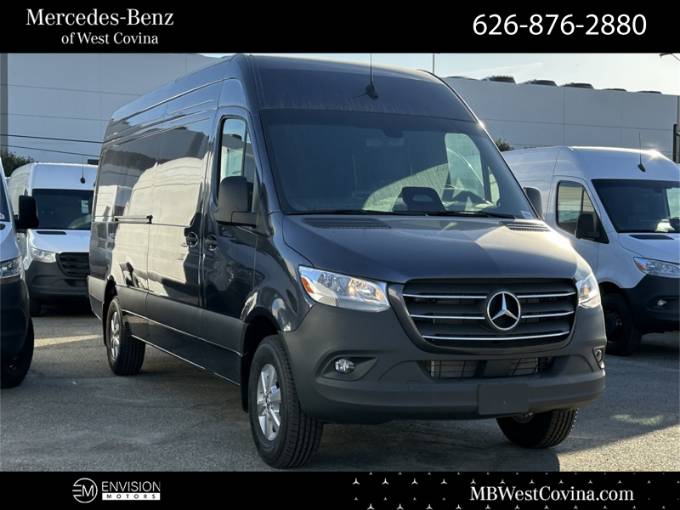 2025 Mercedes-Benz Sprinter Cargo Van Cargo 170 WB