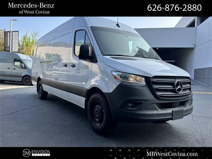 2025 Mercedes-Benz Sprinter Cargo Van Cargo 170 WB