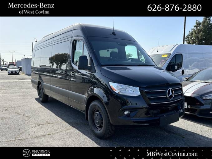 2024 Mercedes-Benz Sprinter Cargo Van Cargo 170 WB