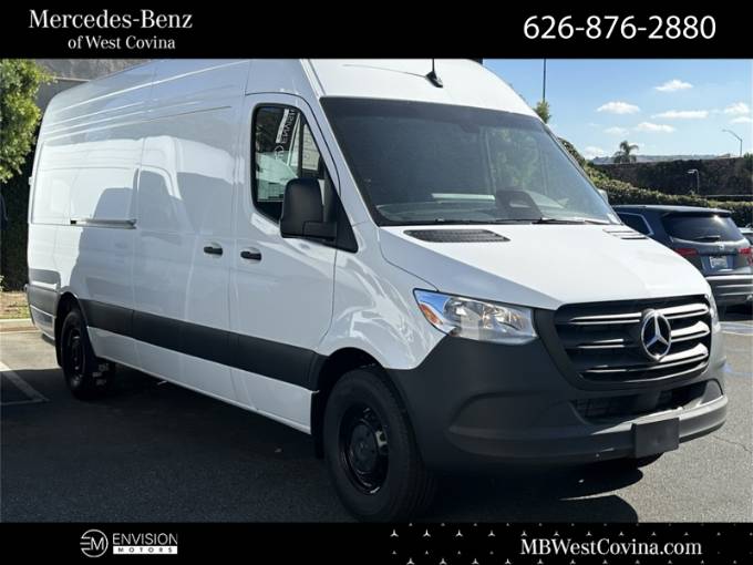 2025 Mercedes-Benz Sprinter Cargo Van Cargo 170 WB