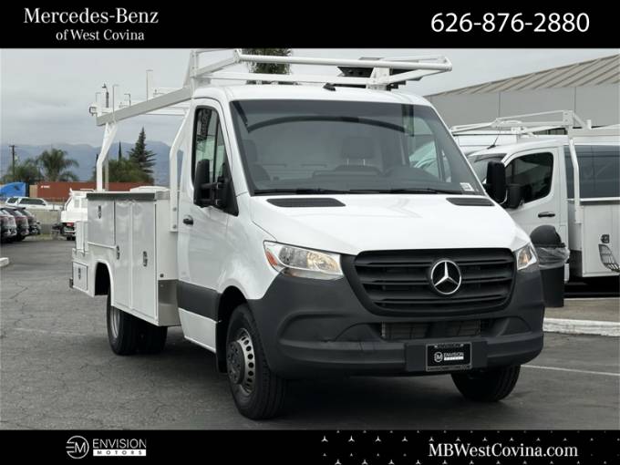 2024 Mercedes-Benz Sprinter Cab Chassis Standard Roof