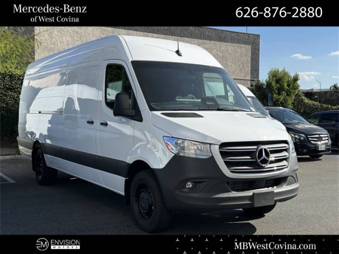 2025 Mercedes-Benz Sprinter Cargo Van Cargo 170 WB
