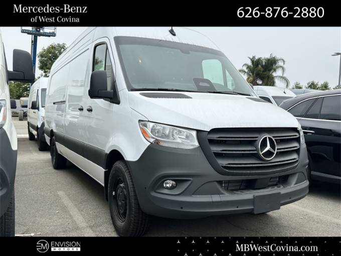 2025 Mercedes-Benz Sprinter Cargo Van Cargo 170 WB