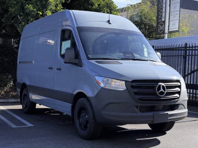 2025 Mercedes-Benz Sprinter Cargo Van Cargo 144 WB