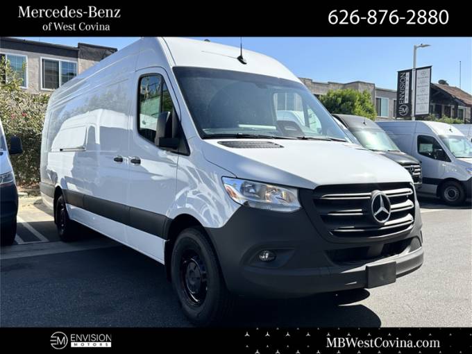 2025 Mercedes-Benz Sprinter Cargo Van Cargo 170 WB