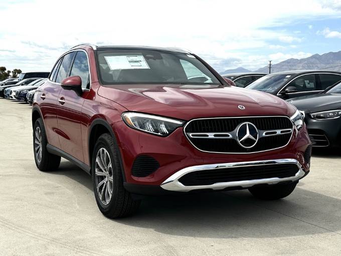 2025 Mercedes-Benz GLC GLC 300