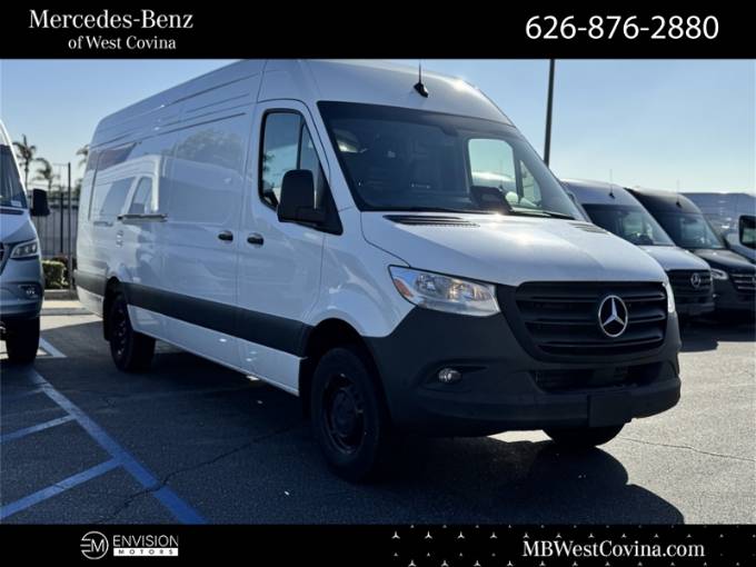 2025 Mercedes-Benz Sprinter Cargo Van Cargo 170 WB