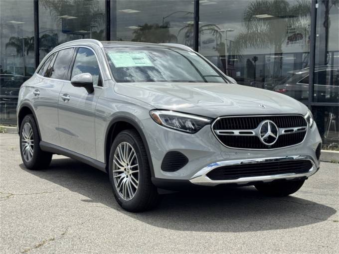 2025 Mercedes-Benz GLC GLC 300