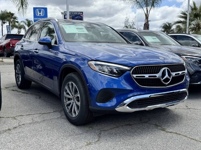 2025 Mercedes-Benz GLC GLC 300