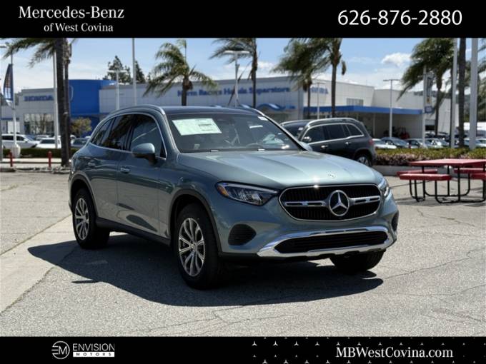 2025 Mercedes-Benz GLC GLC 300