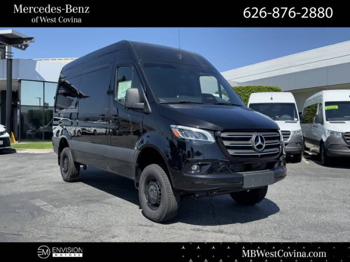 2025 Mercedes-Benz Sprinter Cargo Van Cargo 144 WB
