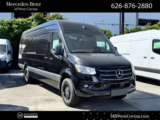 2025 Mercedes-Benz Sprinter Cargo Van Cargo 170 WB
