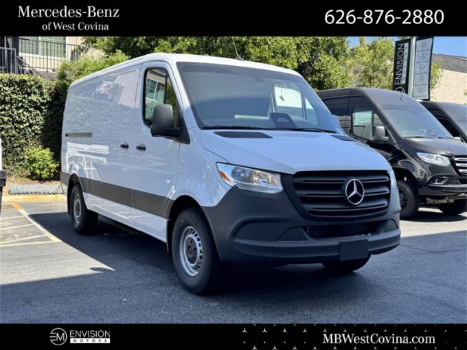 2025 Mercedes-Benz Sprinter Cargo Van Cargo 144 WB