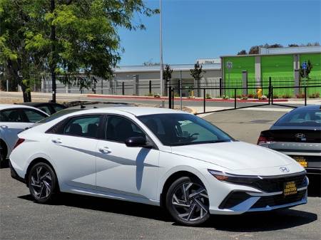 2025 Hyundai Elantra Hybrid SEL Sport