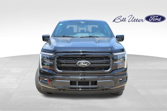 2025 Ford F-150 Lariat photo 2