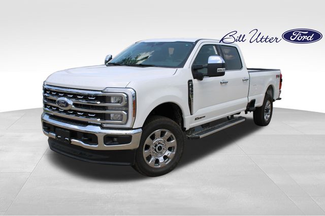 2025 Ford F-350 photo 3