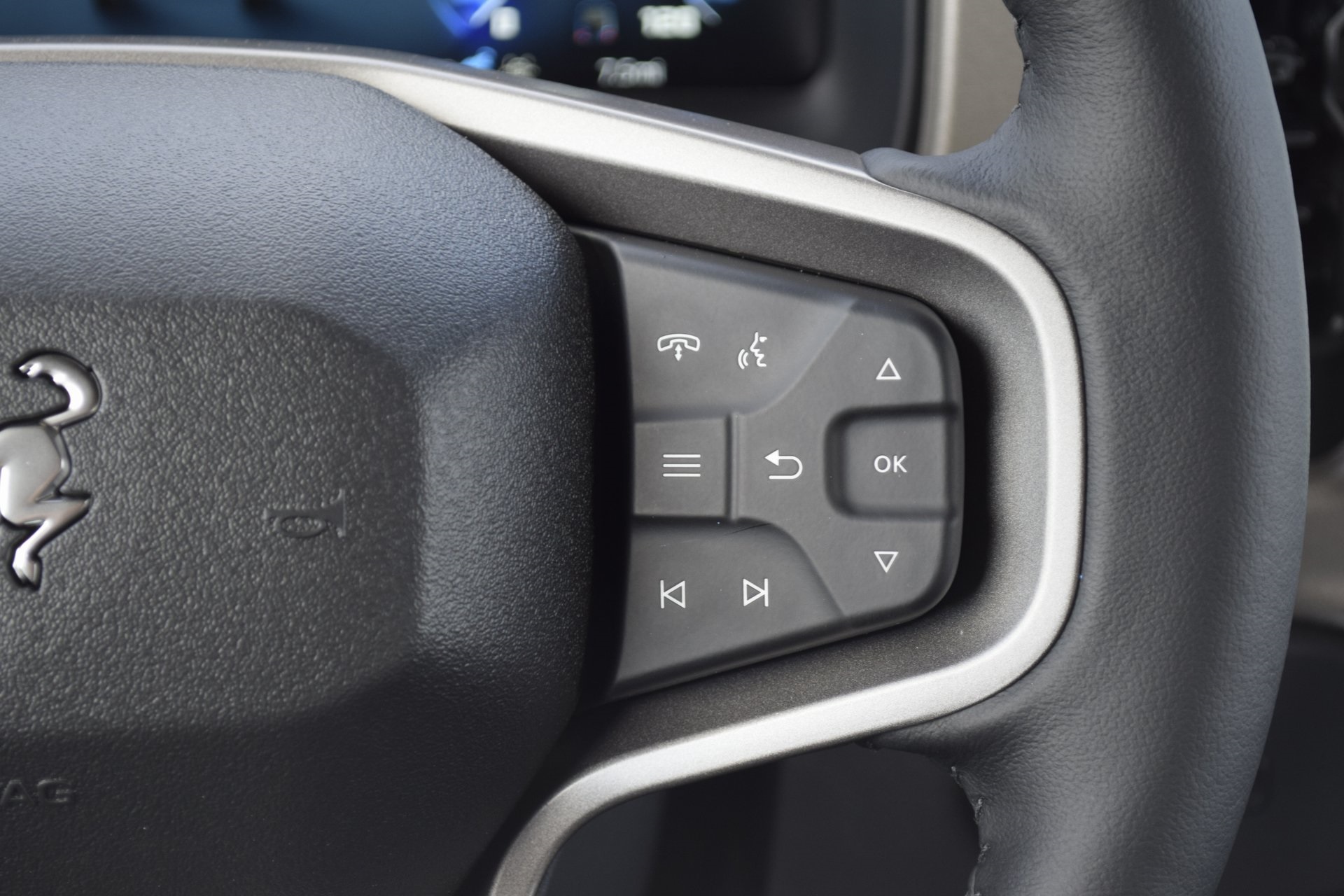 2025 Ford Bronco Outer Banks photo 7