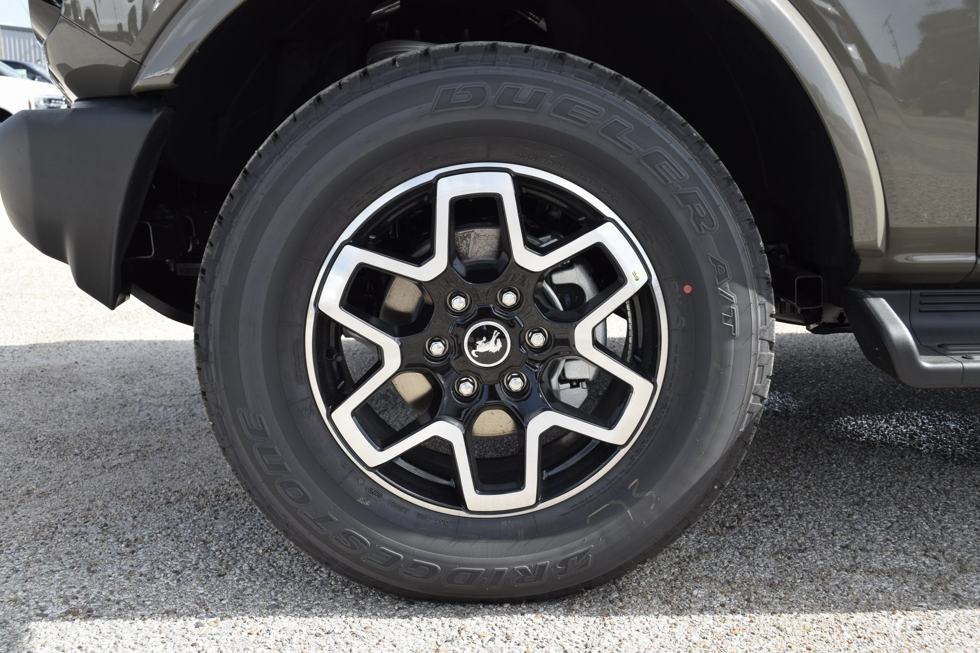 2025 Ford Bronco Outer Banks photo 21