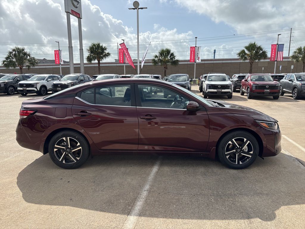 2025 Nissan Sentra SV photo 4