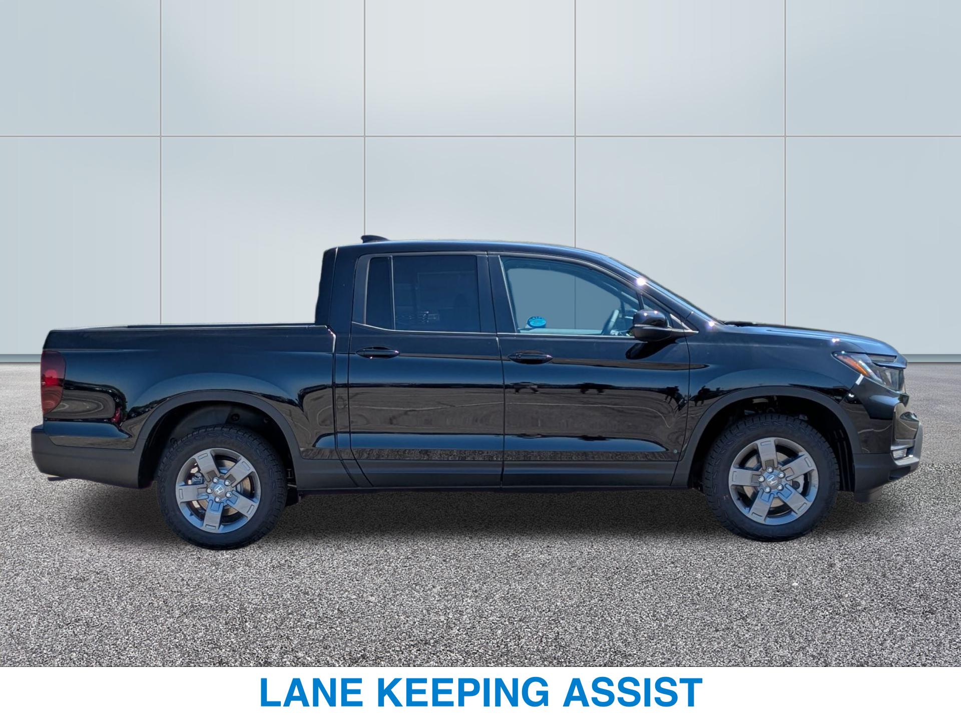 2025 Honda Ridgeline TrailSport photo 4