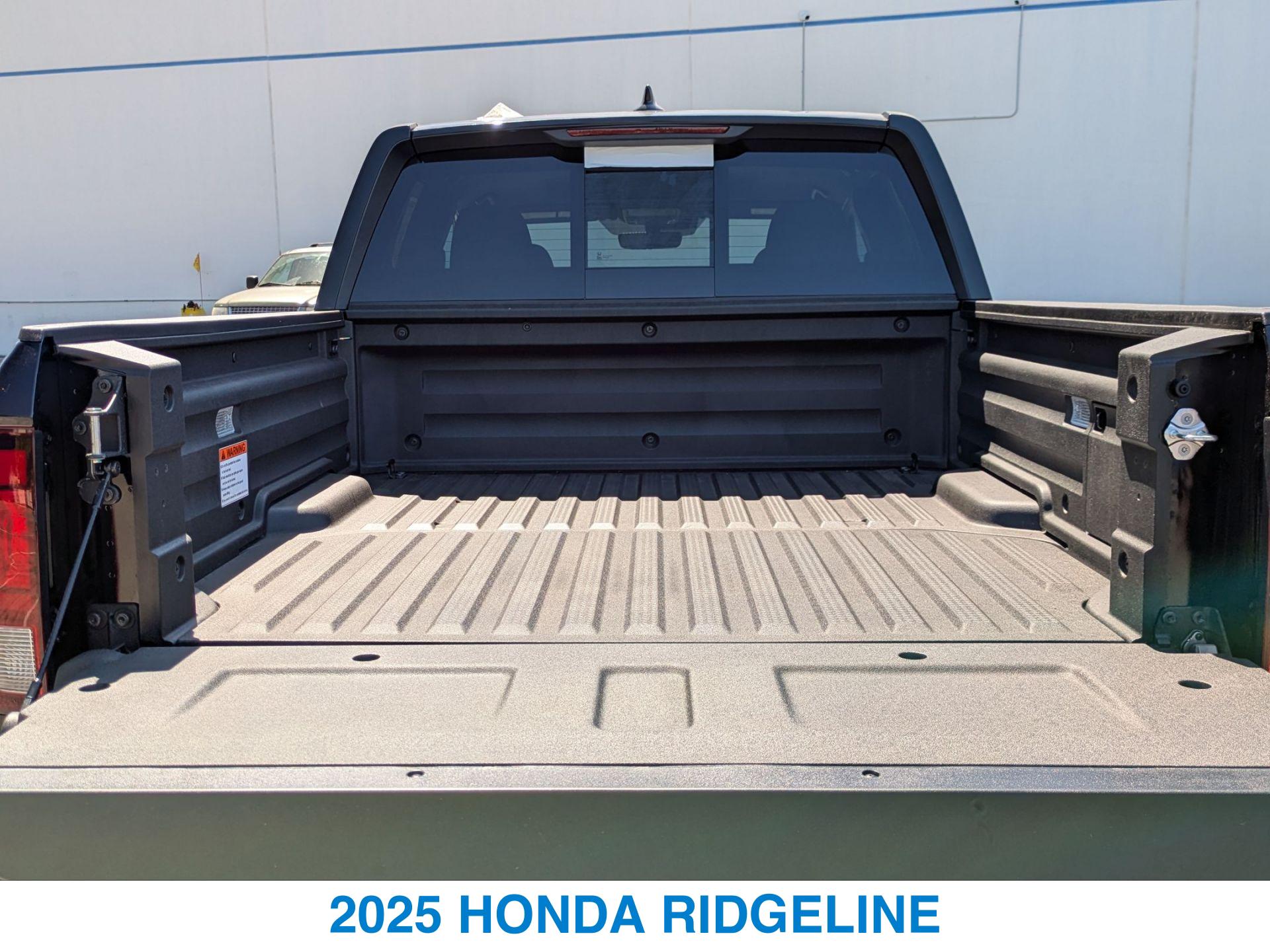 2025 Honda Ridgeline TrailSport photo 21