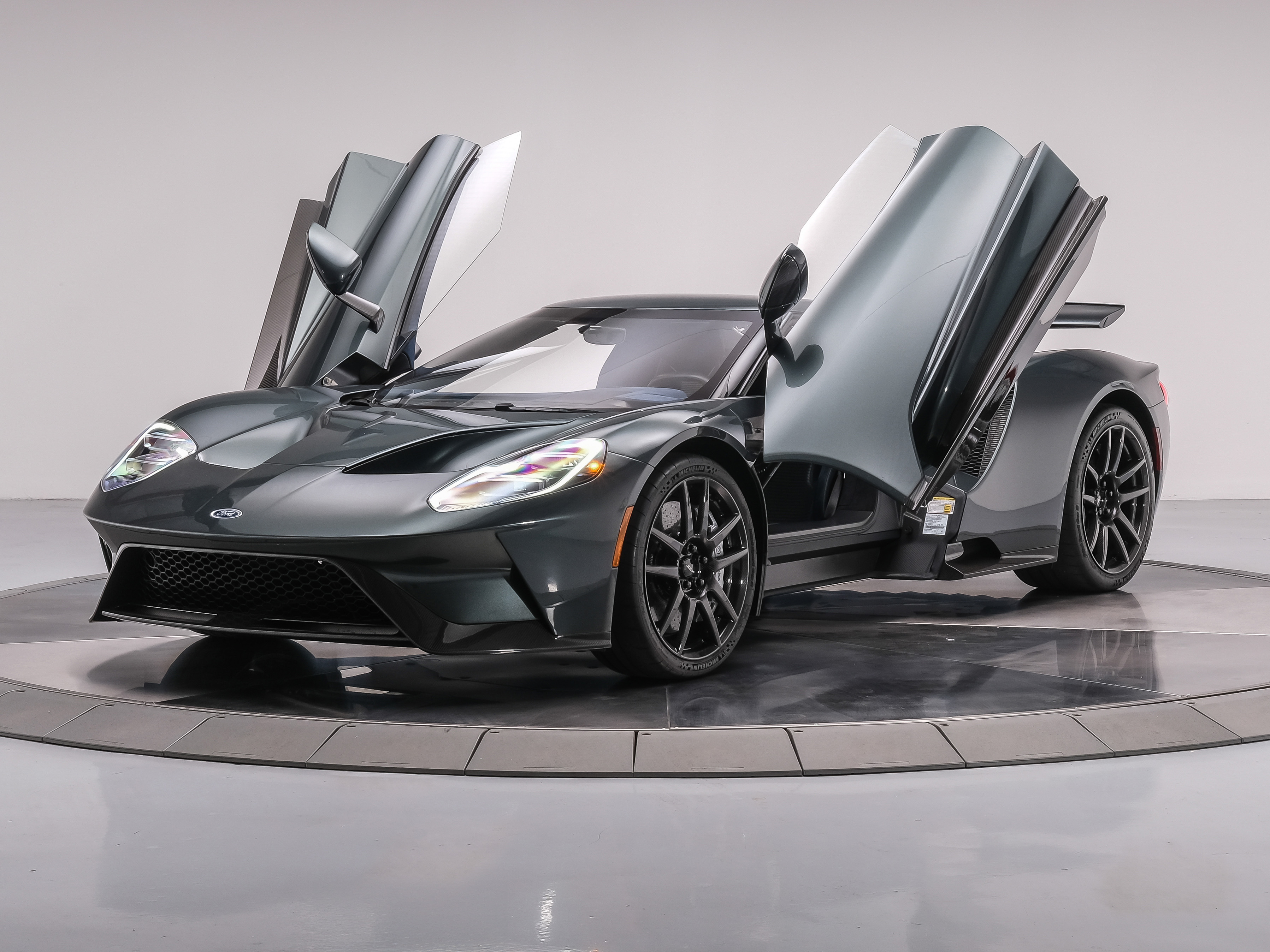 2022 Ford GT photo 9