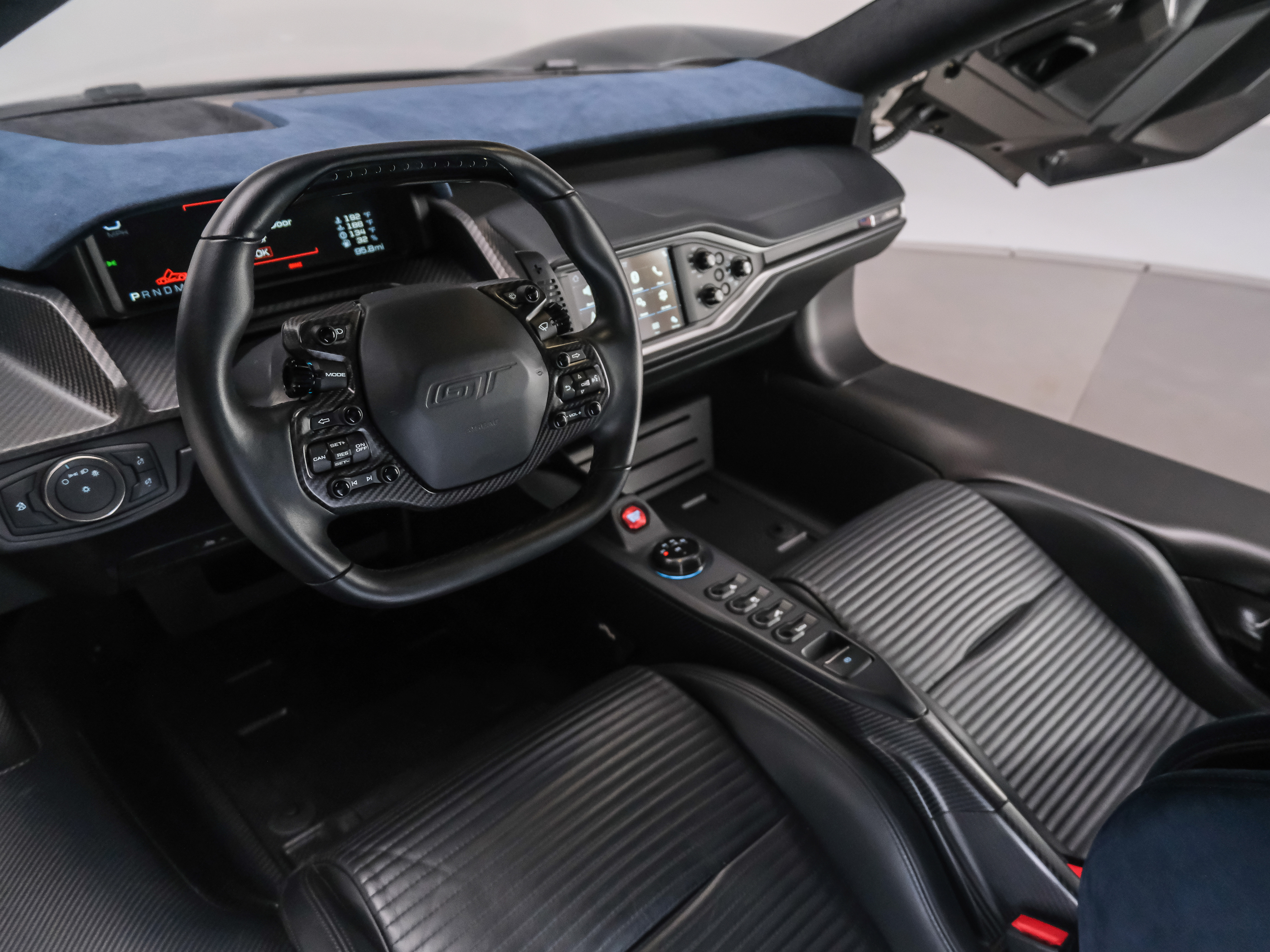 2022 Ford GT photo 10