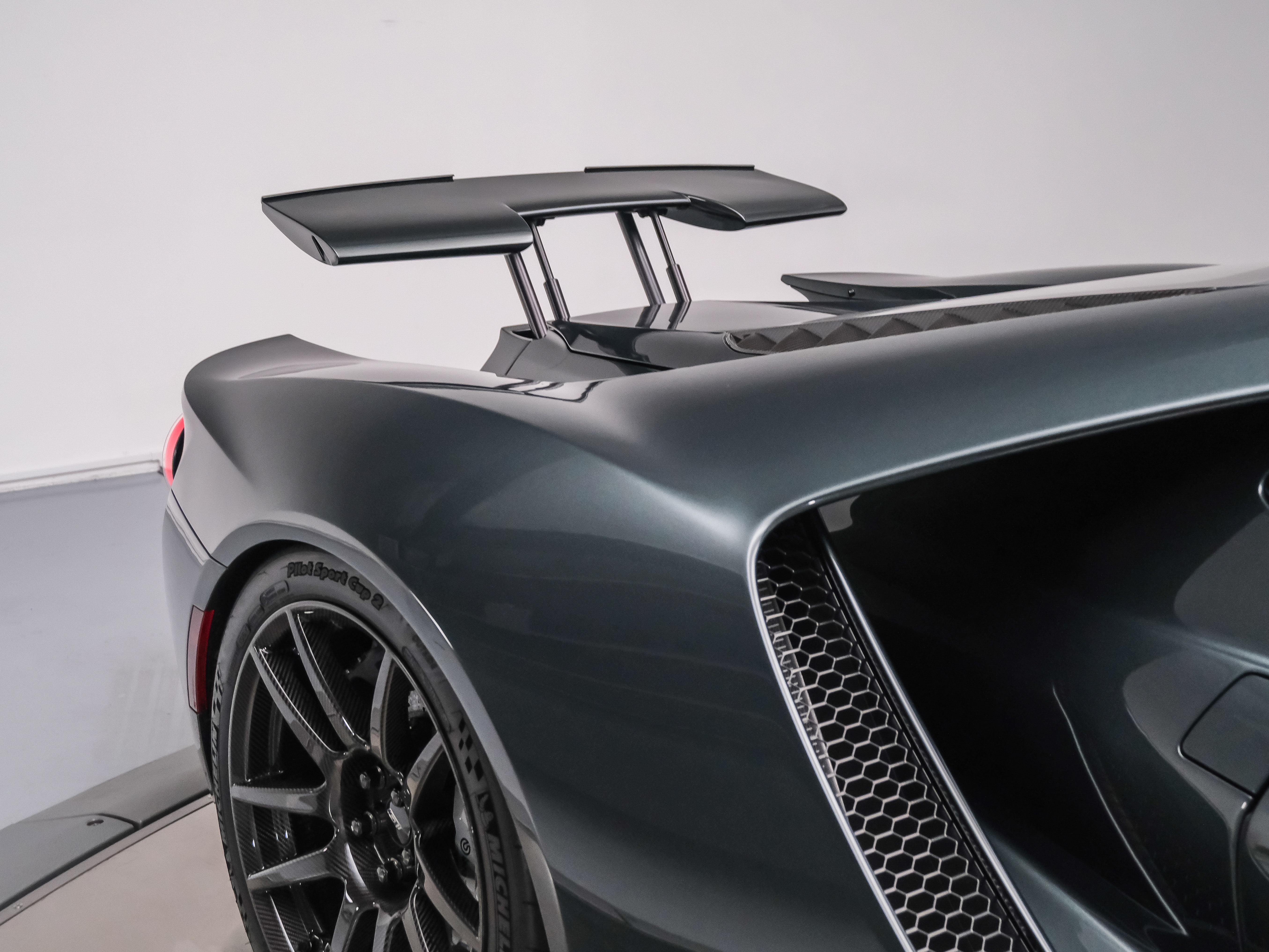 2022 Ford GT photo 44