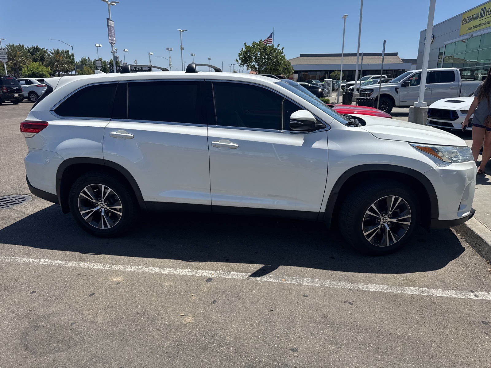 2019 Toyota Highlander LE