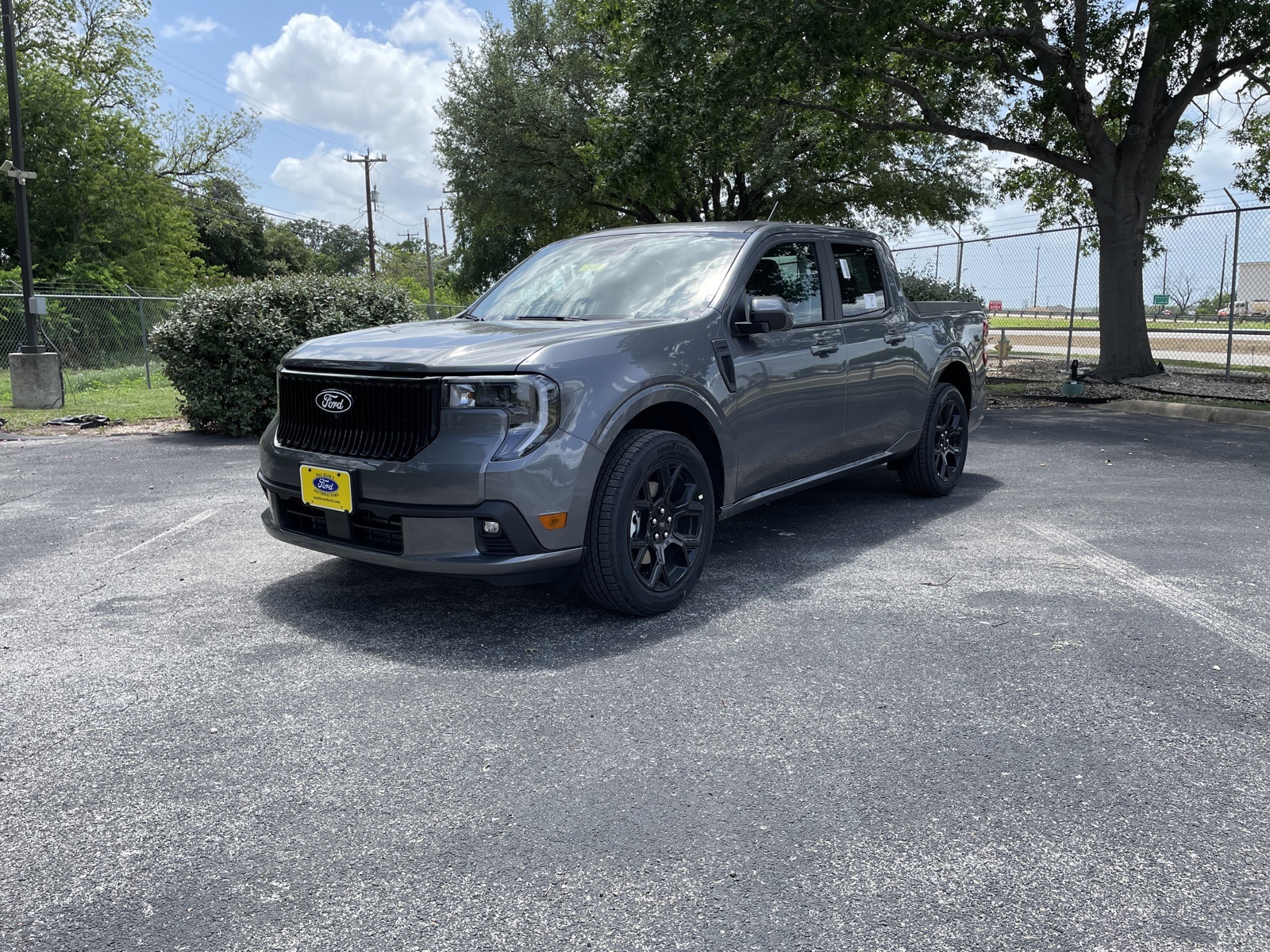 2025 Ford Maverick Lobo's photo