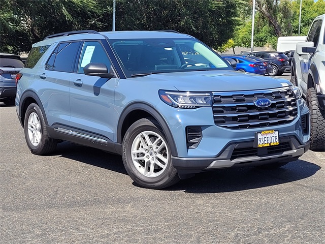 2025 Ford Explorer Active