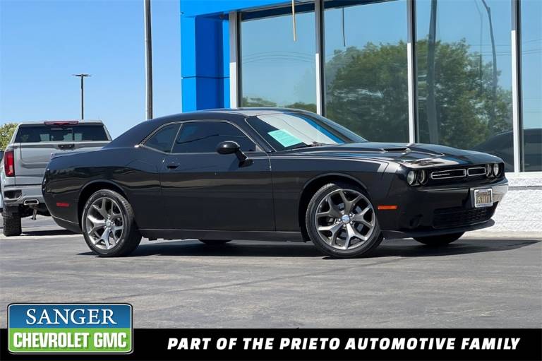 2016 Dodge Challenger SXT