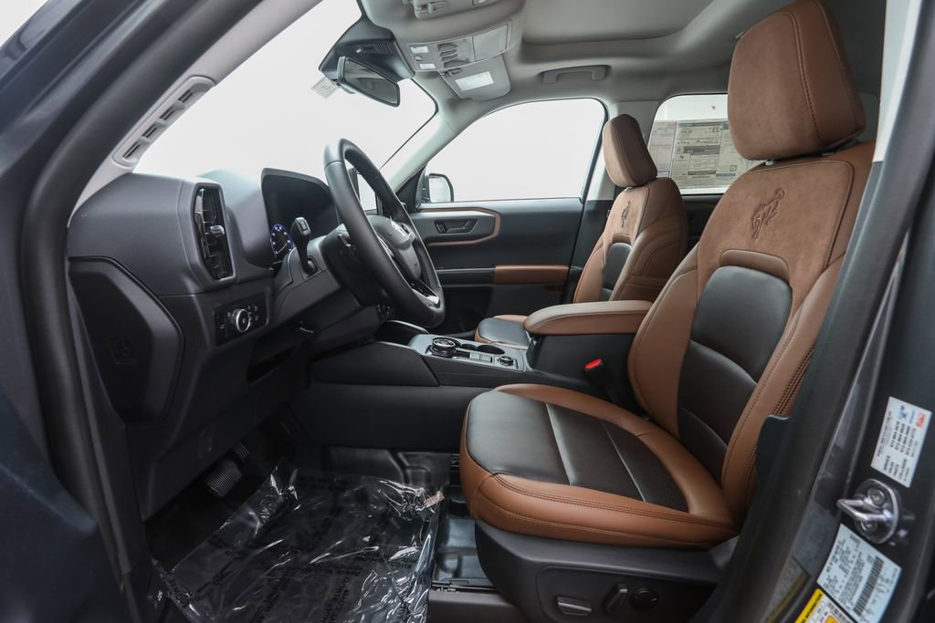 2024 Ford Bronco Sport Badlands photo 2