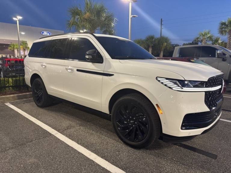 2025 Lincoln Navigator Reserve