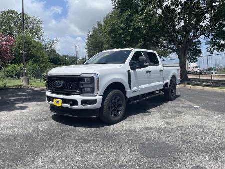 2025 Ford Super Duty F-350 SRW XL